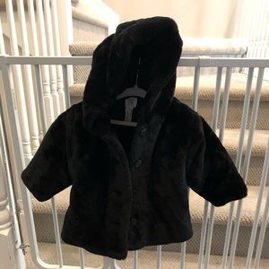 Baby Gap faux fur coat size 12-24 months